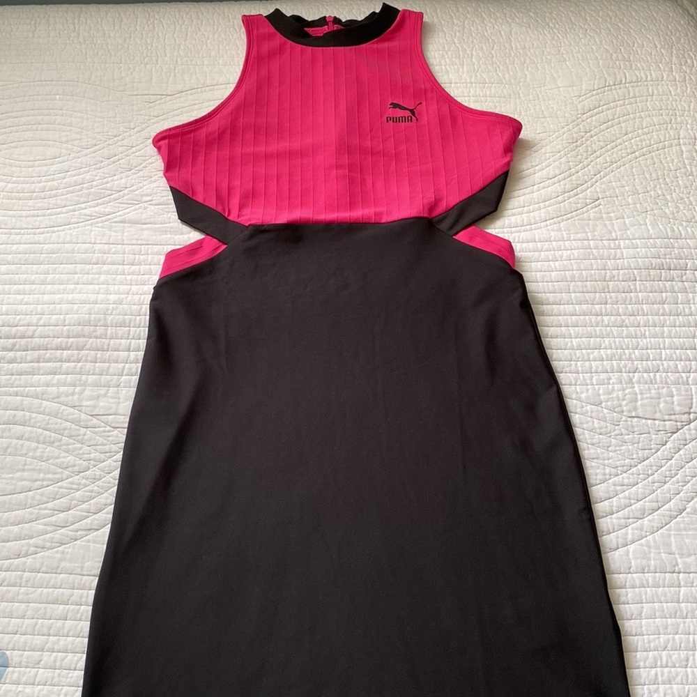 Puma Bodycon Cutout Mini Dress Hot Pink Black M NWT - Picture 3 of 17
